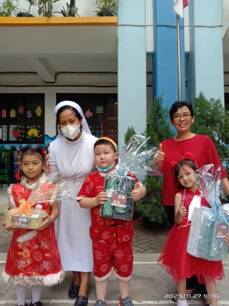 Sekolah Santo Andreas Imlek 2023 (15)